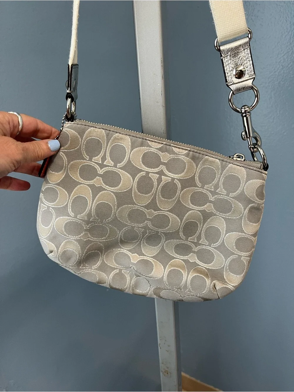 Coach Beige Signature Crossbody with Pink Hang Tag